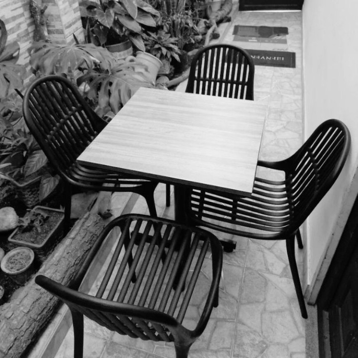 Mesa Cafetería y Bar 60x60 cm Myp Company - Mesa de Madera RH Cuadrada para Negocio Base de Acero