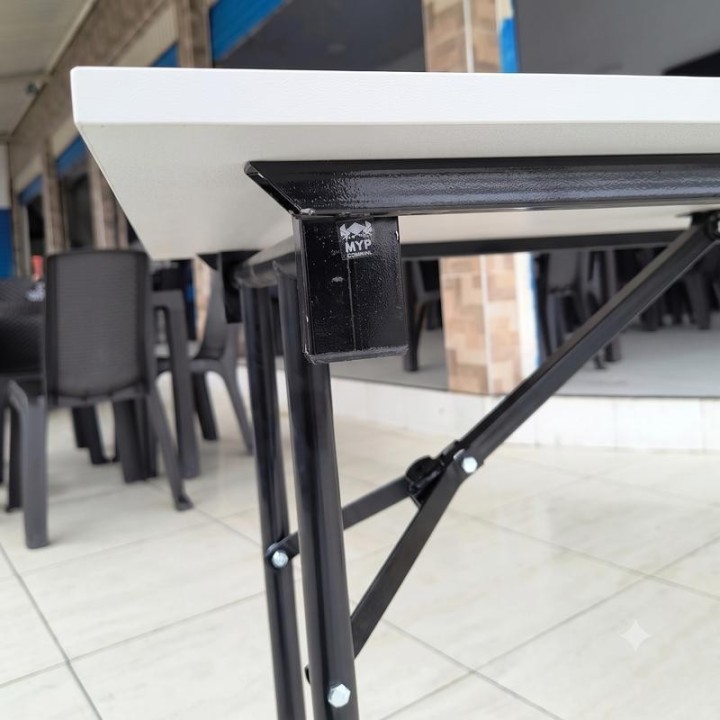 Mesa de Reuniones Apilable 180x60 cm Madera RH Negra Myp Company - Escritorio Elegante para Sala de Juntas