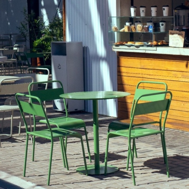 Mesa Exterior Redonda 40 cm Myp Company Acero HR - Mesa de Metal para Terraza y Bar Personalizada Fabricación Sobre Pedido