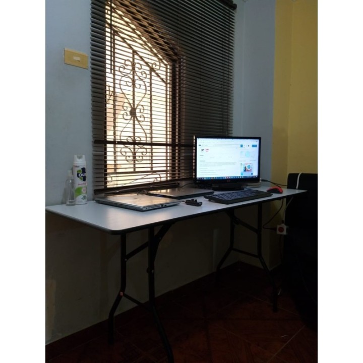 Mesa para fiestas plegable 180