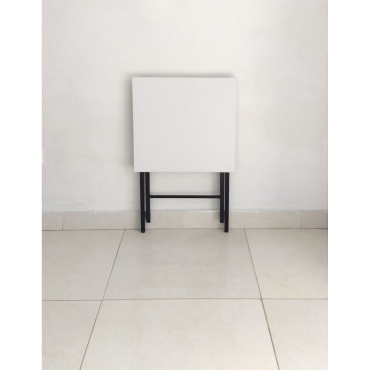 Mesita moderna auxiliar plegable para sala de 48cmX65cm Blanco-Negro
