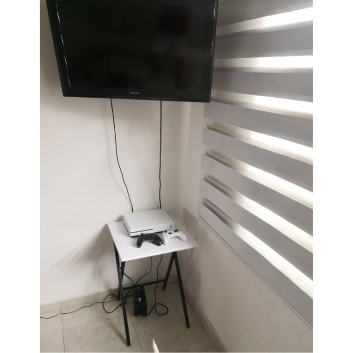 Mesita de noche moderna auxiliar plegable de 48cmX65cm(alto) Blanca